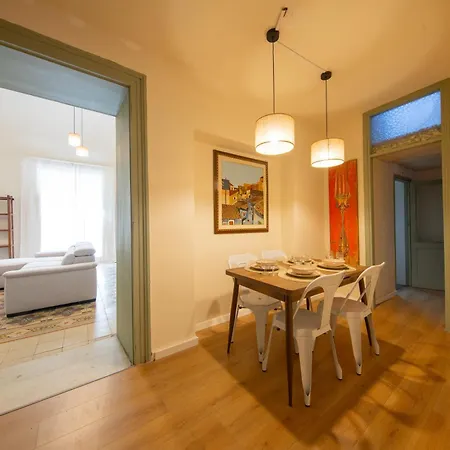 Balcone 68 * Cefalù